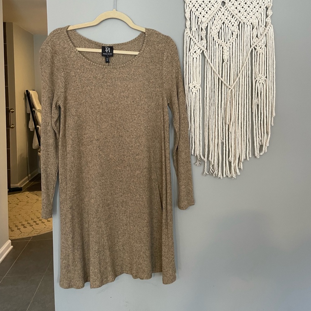 Brown dress